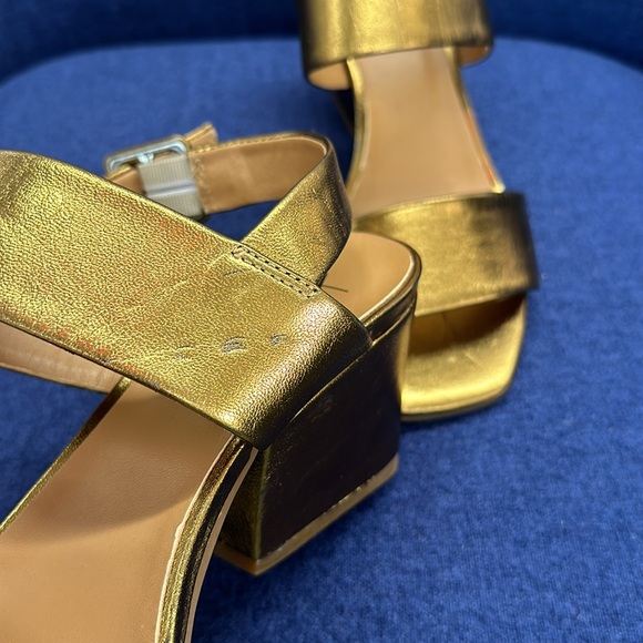🔥🔥🔥Aquatalia Metallic Gold Leather Sandals Heels Size 7 - Picture 15 of 15